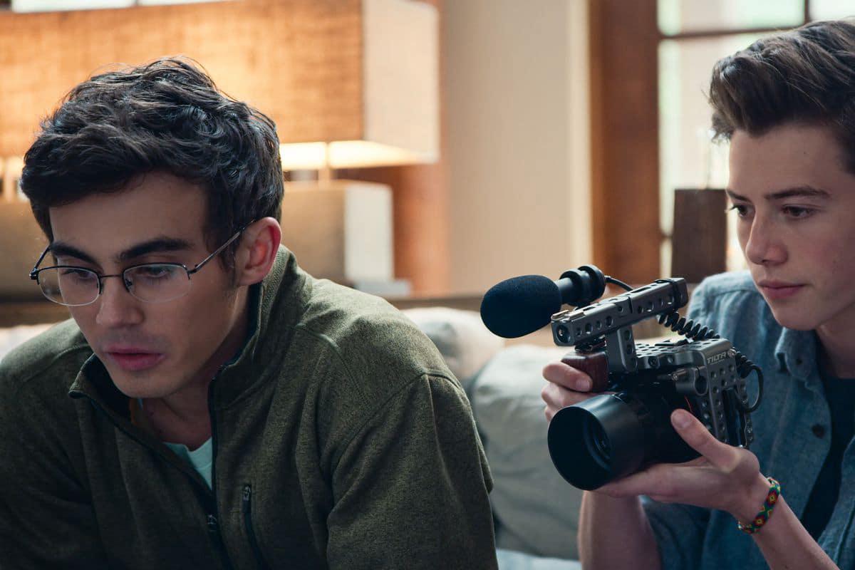 poster Phá hoại kiểu Mỹ (Phần 2) American Vandal (Season 2)